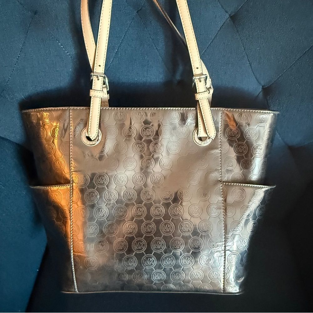 NWT Michael Kors Light Tan Leather Satchel - Picture 2 of 8